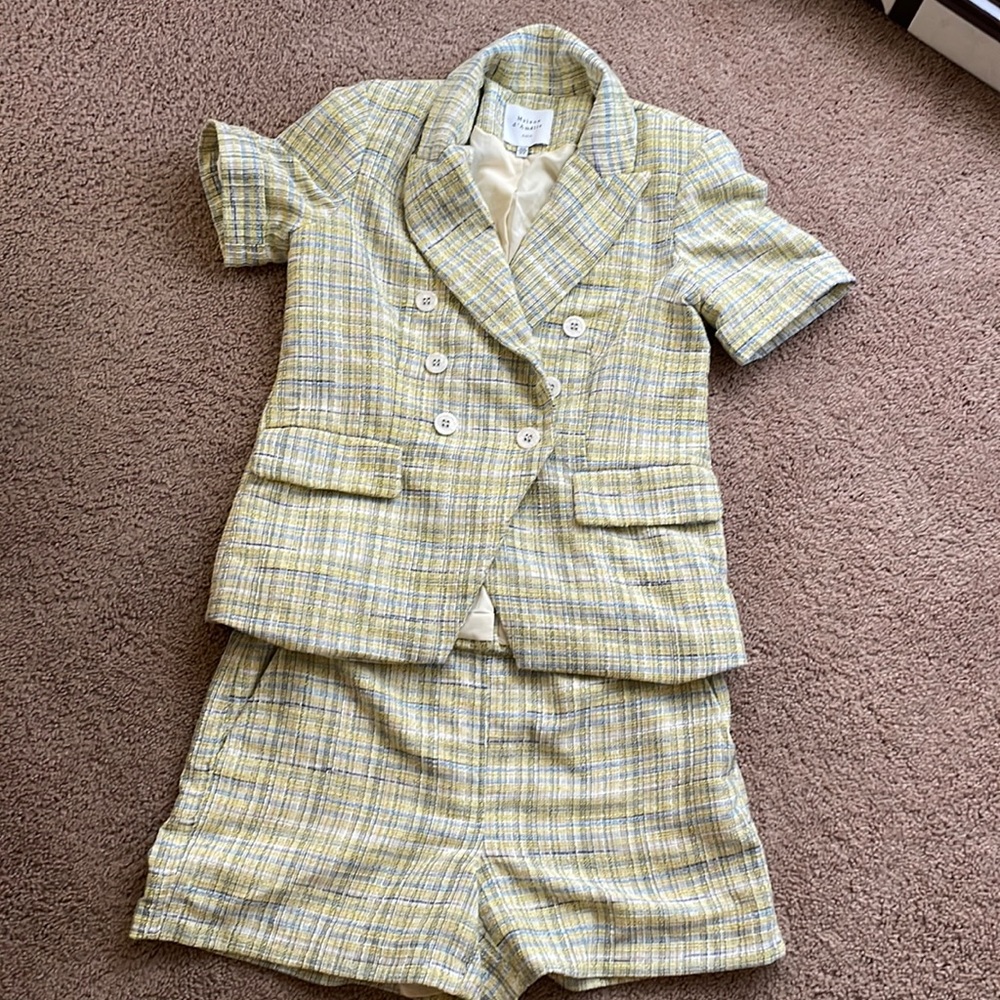 Yellow and blue tweed short suit